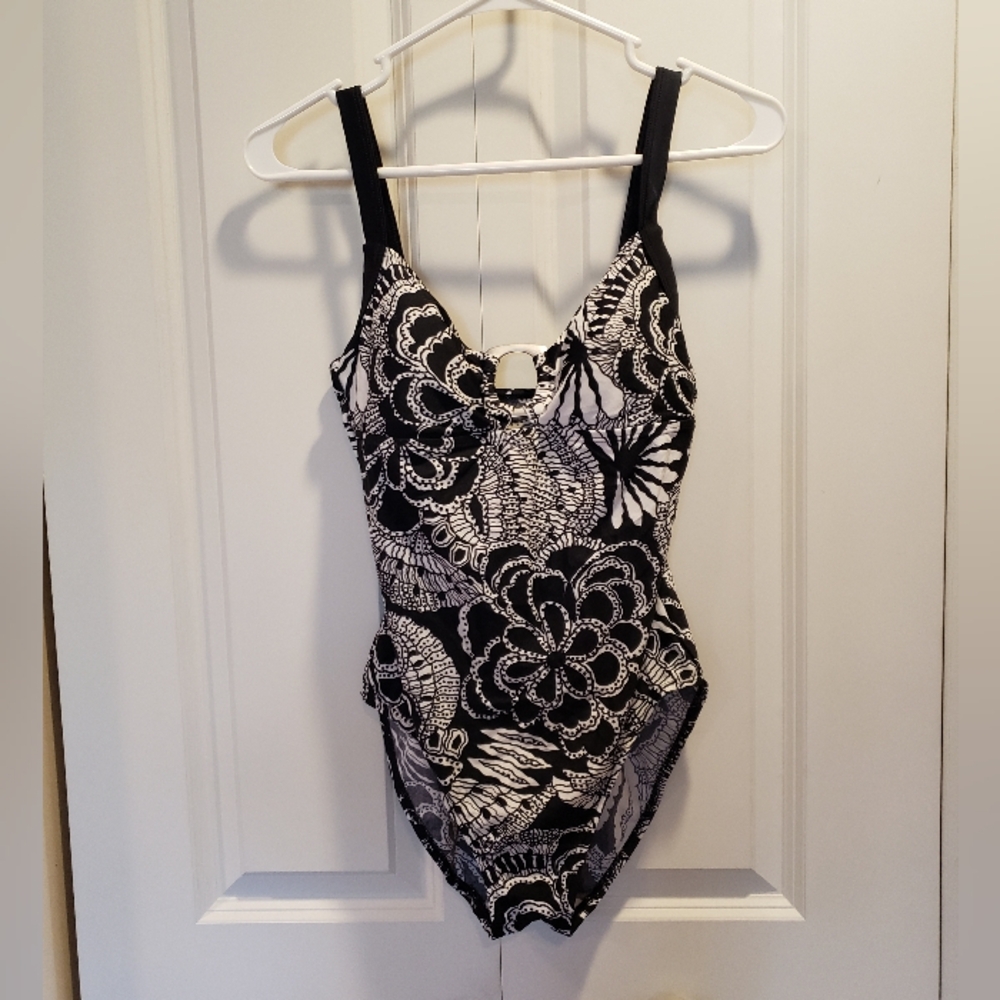 Apt 9 One Piece Swimsuit Women's  Black White Paisley Size 8